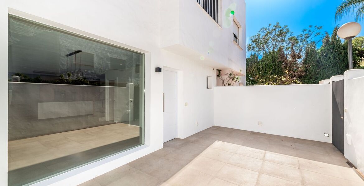 Casa adosada en alquiler en Nagueles Marbella