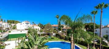 Casa adosada en alquiler en Nagueles Marbella